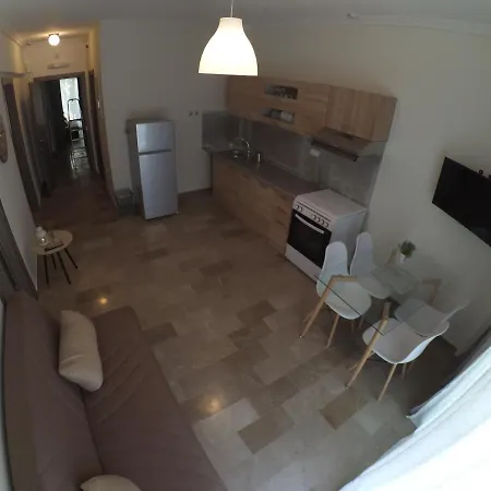 Apartment Chrysafenia & Leandros Downtown