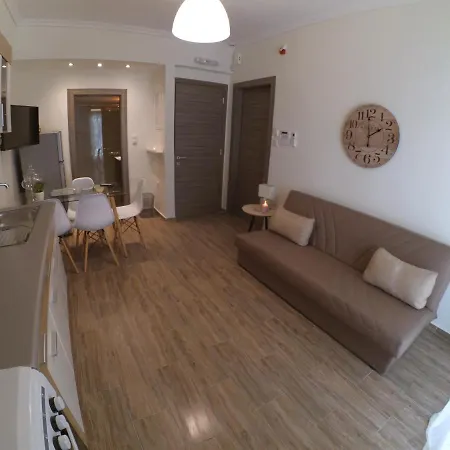 Chrysafenia & Leandros Downtown Apartament Kawala