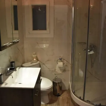 Apartment Chrysafenia & Leandros Downtown *